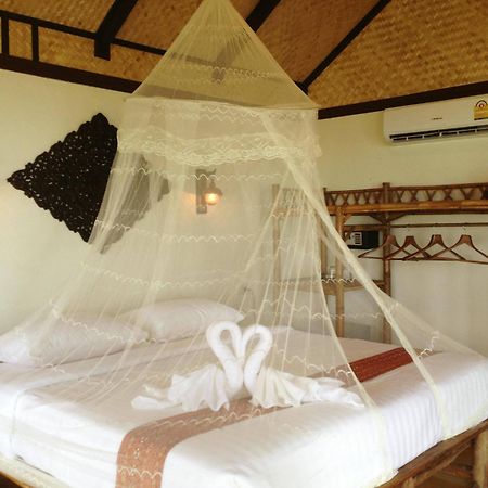 Nautilus Right On The Beach Resort Ko Lanta Exteriér fotografie